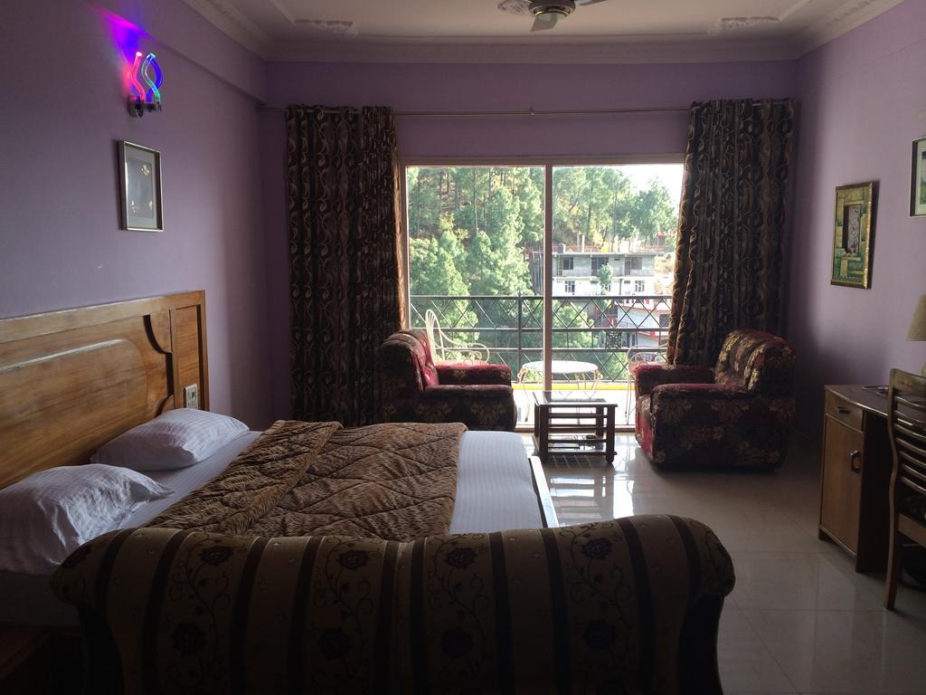 Hotel Shivalik Kasauli Szoba fotó